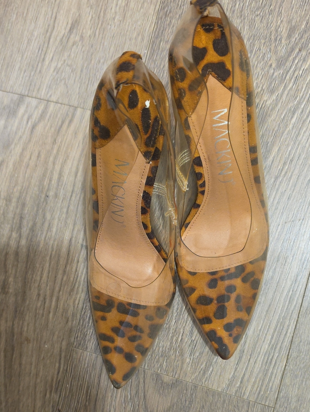 Leopard Pointed Toe Pumps in Brown